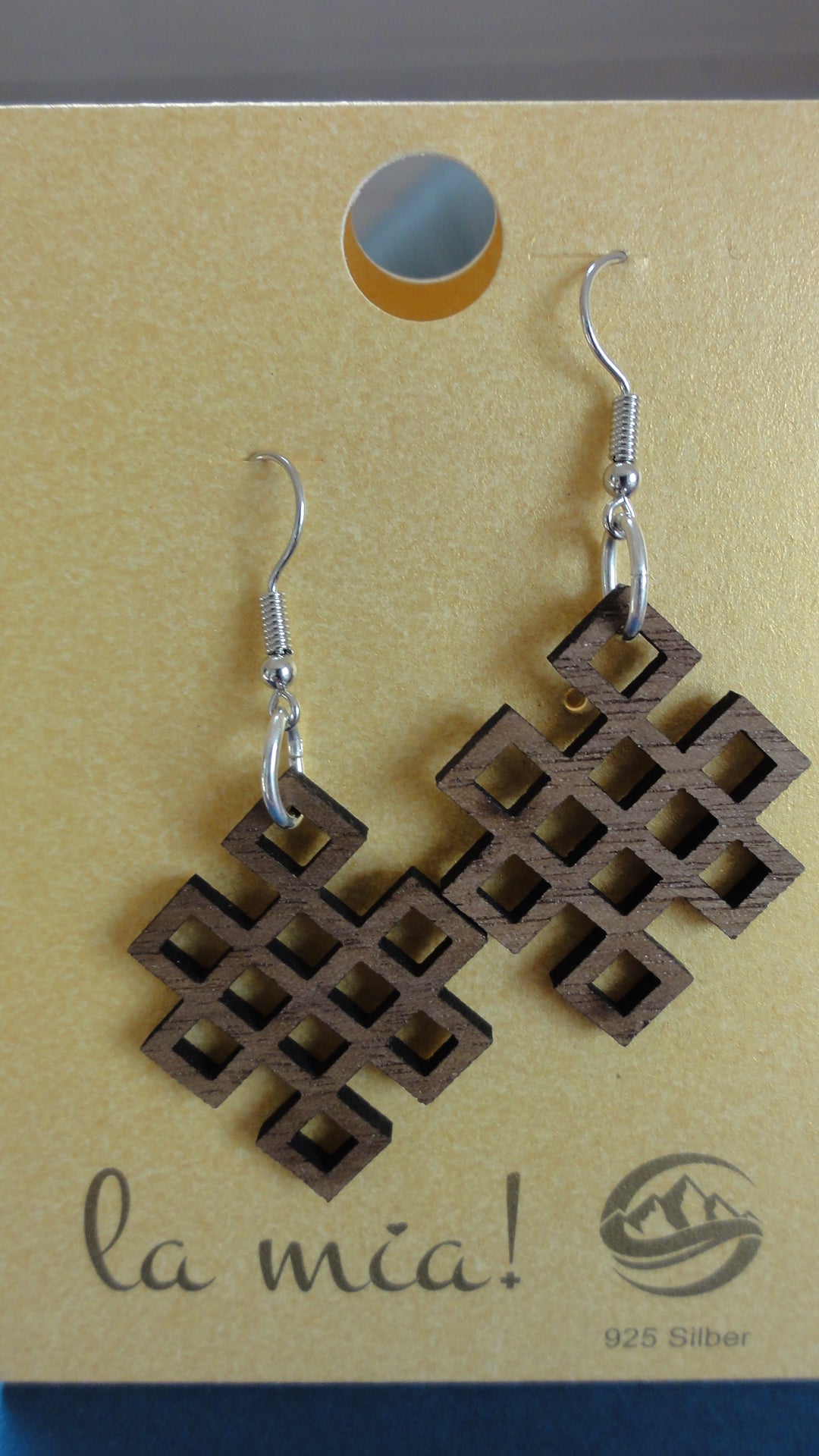 Ohrhänger Rune Nuss