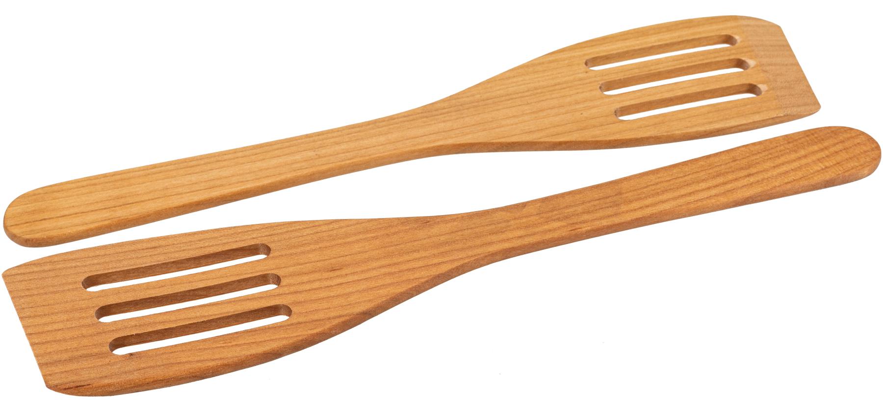 Pfannenwender mit Schlitzen aus Wildkirsche geölt