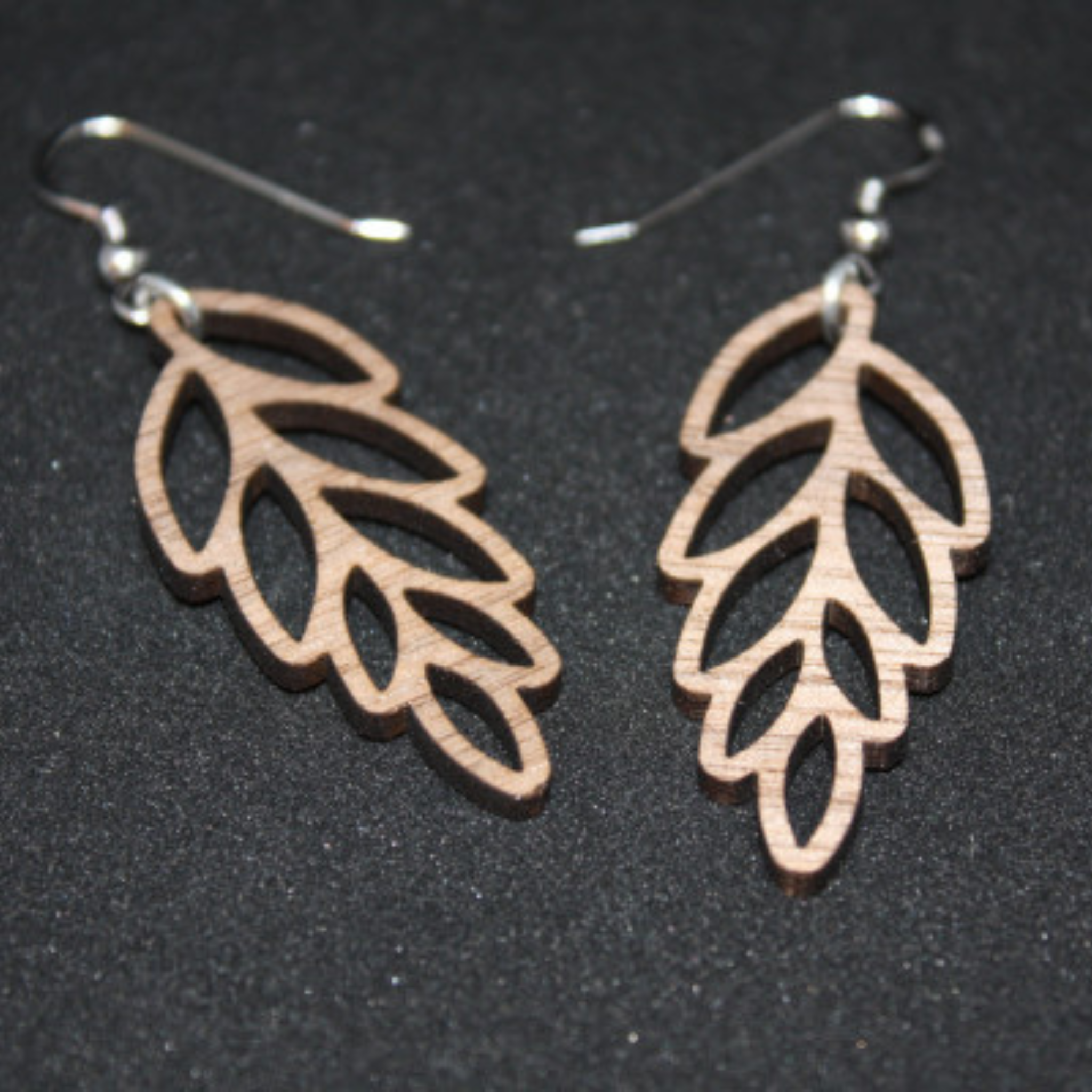 Ohrhänger Roggen aus Nussholz