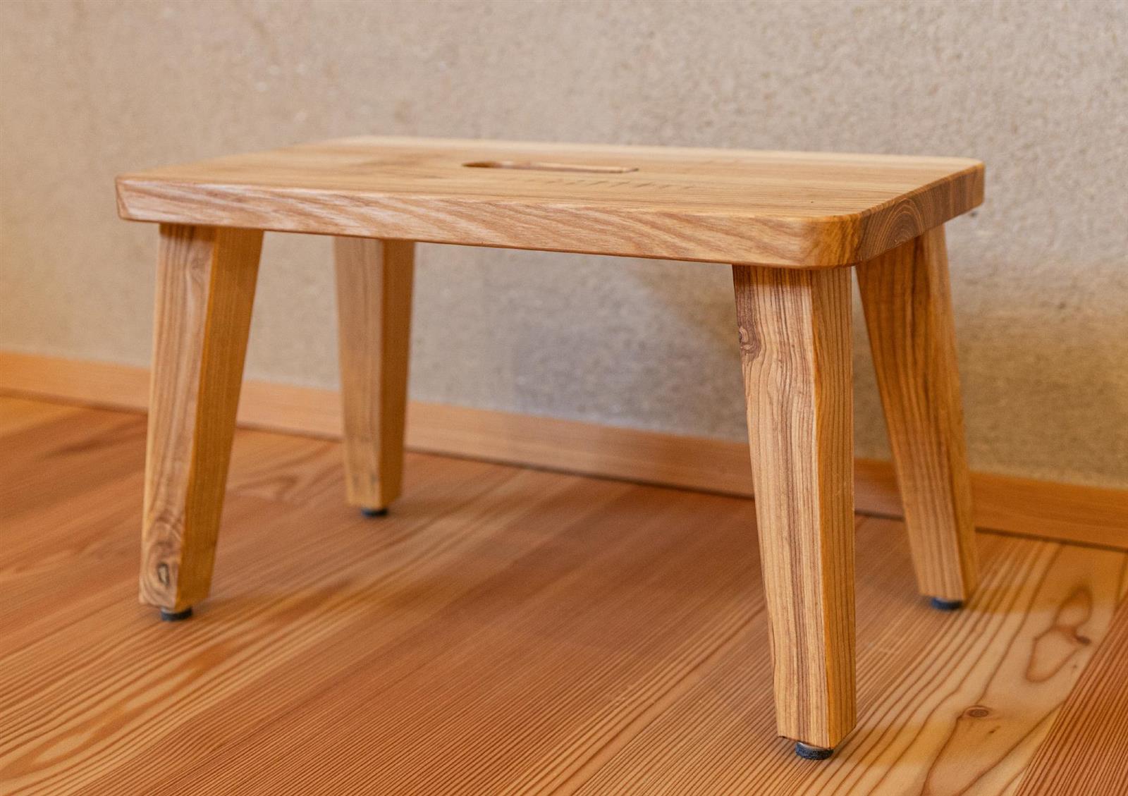 Holz Schemel aus massiv Esche geölt - Holzhocker 45 x 25 x 27 cm