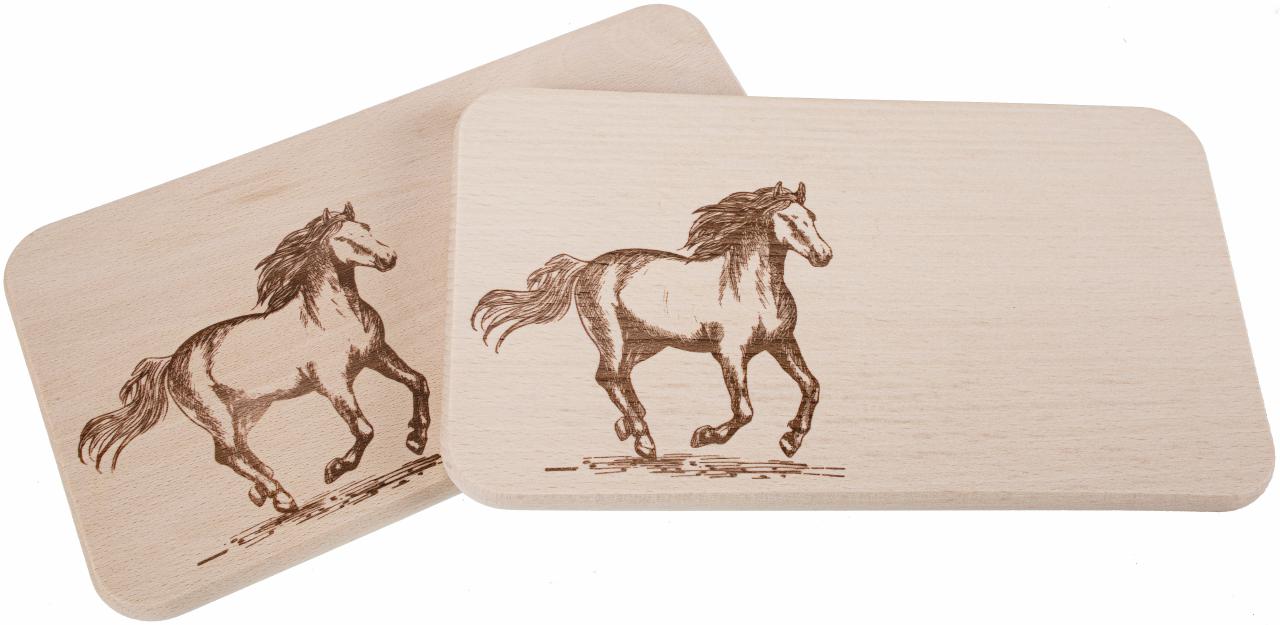 Schneidebrett Erle mit Pferde-Motiv – lasergraviert, Geschenk für Pferdefreunde