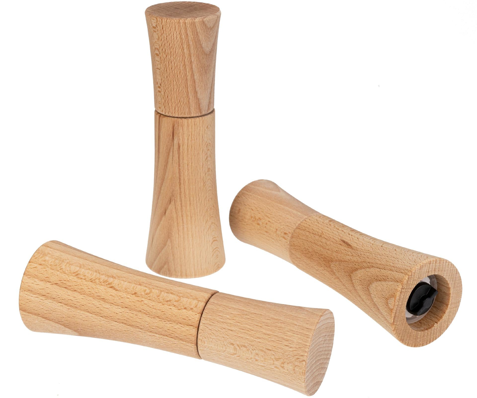 Gewürzmühle aus geöltem Buchenholz, 17 cm hoch, mit robustem Mahlwerk für Salz, Pfeffer und Gewürze.
