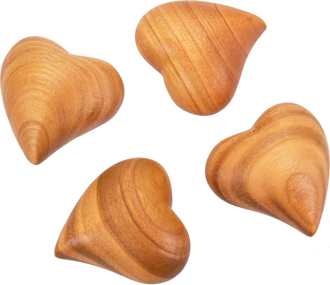 Handschmeichler aus geöltem Kirschholz in geschwungener Herzform, 5 × 5,5 × 3,3 cm – handgefertigt, ergonomisch und glatt poliert