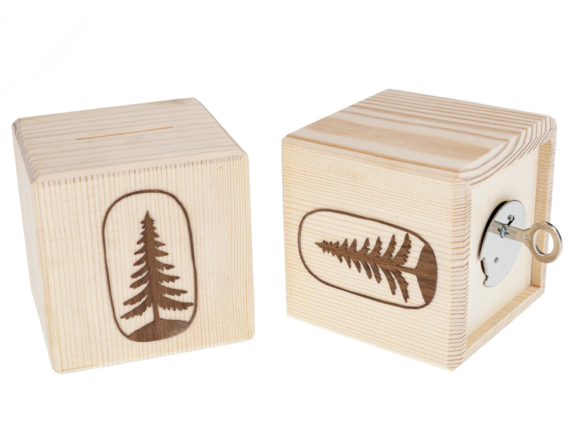Spardose aus Fichtenholz in Würfelform mit Tannenbaum‑Motiv, 10×10×10 cm